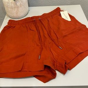 Universal Thread shorts